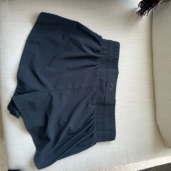 Varley Black Athletic Shorts - Picture 4 of 6